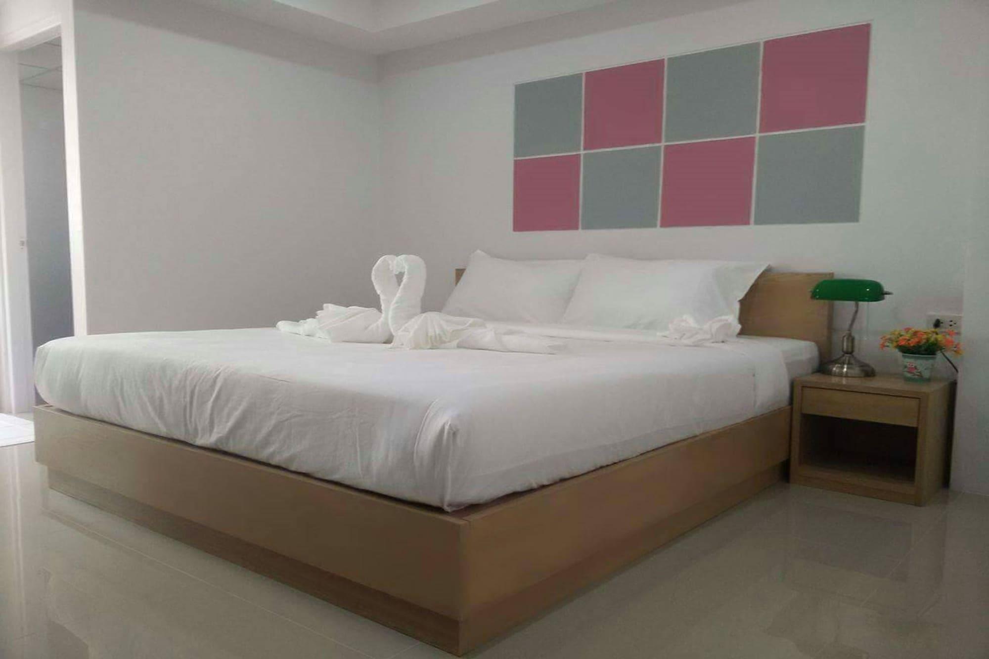 Aparthotel Jr Mansion On Nut Soi 25 Bangkok Exterior foto
