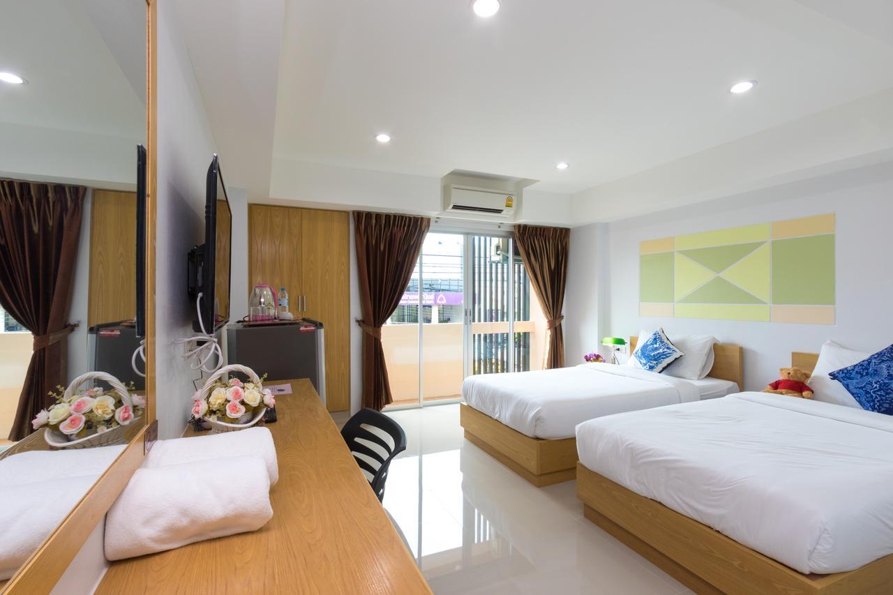 Aparthotel Jr Mansion On Nut Soi 25 Bangkok Exterior foto