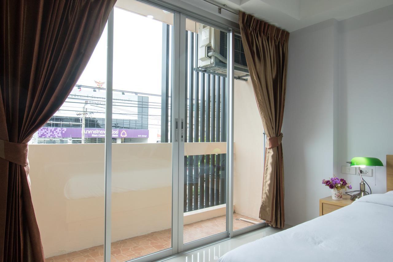 Aparthotel Jr Mansion On Nut Soi 25 Bangkok Exterior foto
